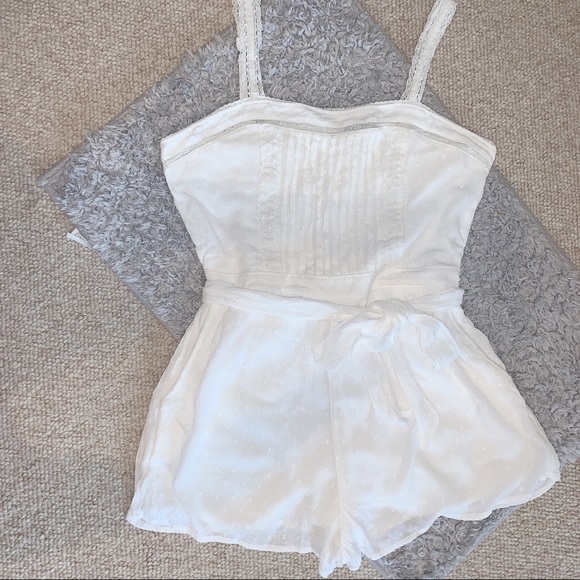 Abercrombie & Fitch Pants - ABERCROMBIE & FITCH Women’s White Lacey Romper